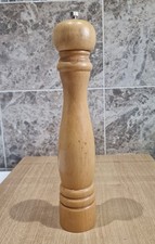 Large 14 Inch Wooden Salt/Pepper Mill Grinder VGC