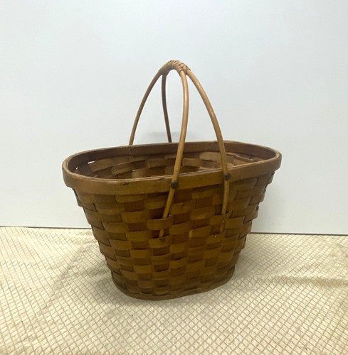 Longaberger style hand woven - hand,