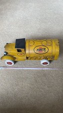 Retro | Oil Tanker | Truck |