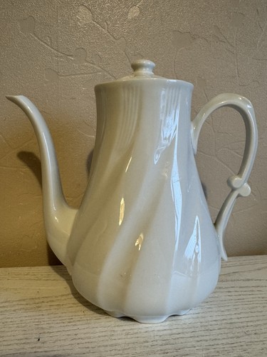Medicis singer porcelain - singer,