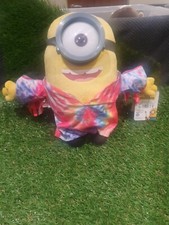 MINIONS STUART TIE-DYE HIPPY