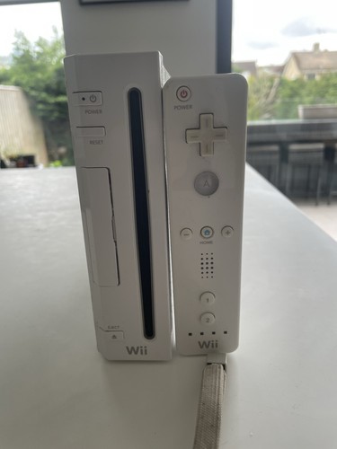 Nintendo wii console rvl 001 - nintendo,