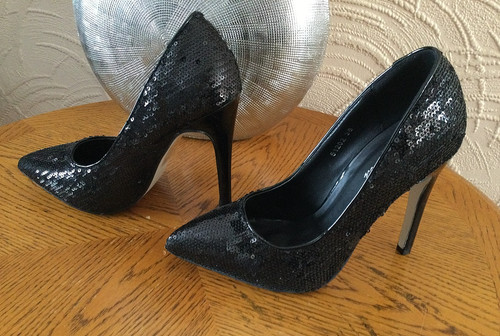 Elegant black sequin high heel - high,