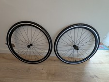Hunt Race Aero Superdura Tubeless Rim Brake Wheelset Pirelli P Zero tyres fitted