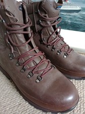 Altberg Defender Men's Combat