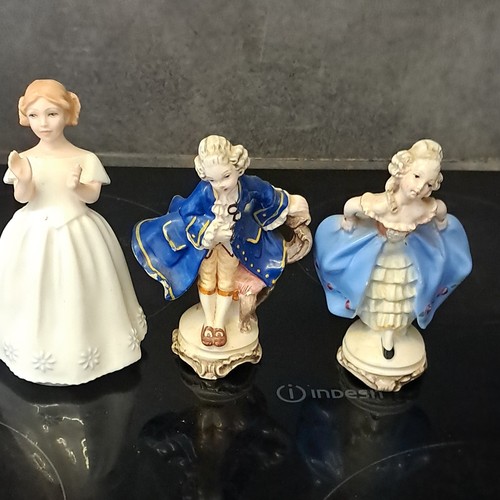 Lot royal doulton 2 - of, 1