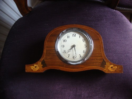 Antique wind mantlepiece - antique, wind-up
