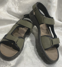 Mens Cotton Traders Khaki Adjustable Strider Sandals Size UK 10 EU43 Worn once