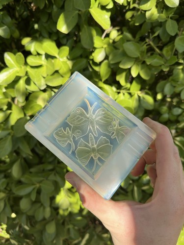 Verlys ashtray opalescent - &, &