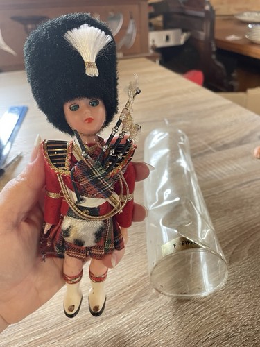 Vintage scottish bagpiper - vintage, in
