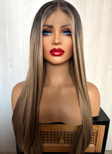 Dark brown light blonde - dark,
