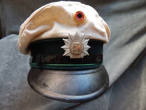 German cap and badge size - german,