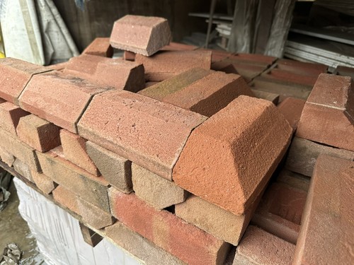 Red plinth stretchers - red,