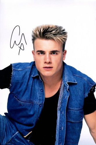 Gary barlow take - that, signed