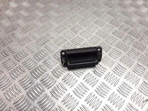 Mercedes benz w204 tailgate - mercedes-benz, c