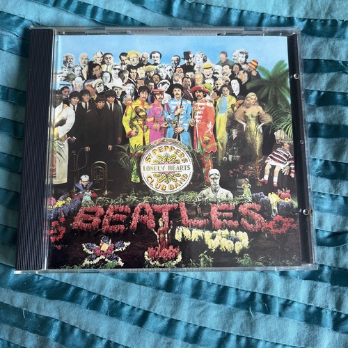 The beatles sgt pepper - beatles, pepper’s