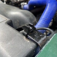 Bonnet Support Rod Clip -