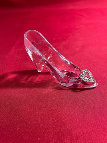 Cinderella glass slipper - "glass, slipper"