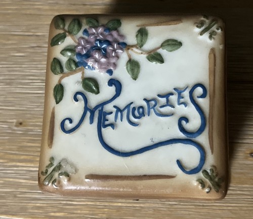 Vintage memories trinket box - memories,