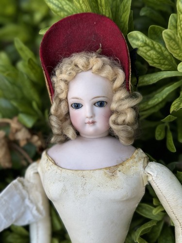 Twin parisian doll size - doll, 2