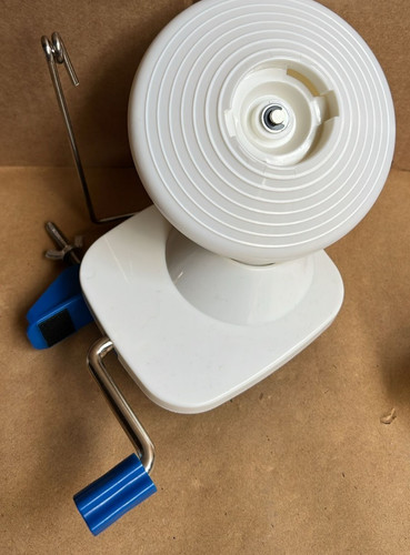Yarn ball winder and umbrella - winder,