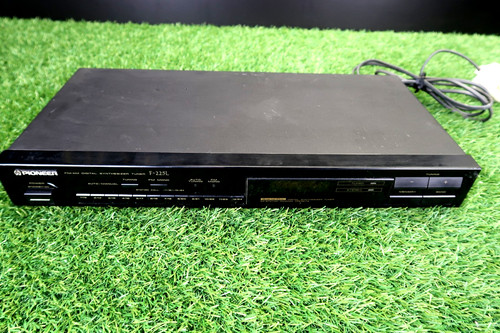 Used pioneer 225l am - f-225l, fm/am