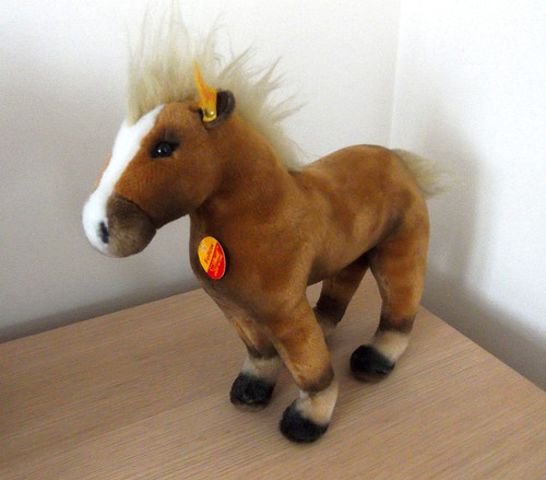 Vintage steiff horse fellow - vintage,