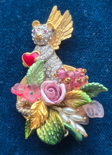 Butler wilson brooch - butler,