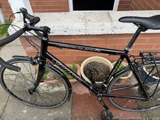 Carrera Vanquish Road Pro carbon forks road bike