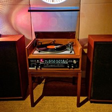 1972 Dynatron HFC-90 Teak
