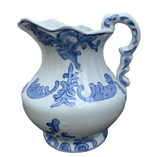 Chinese blue white hand - chinese,