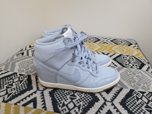 Euc womens nike - sky, hi