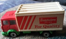 Advertising Van Corgi Batchelor Peas Container Lorry - Iveco