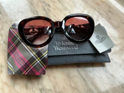 185 vivienne westwood - £185,
