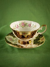 Elizabethan Balmoral Fine Bone