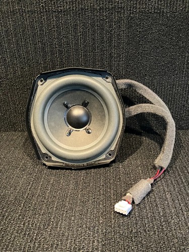 Bose companion subwoofer - 2, 3