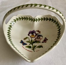 Portmeiron-HEART SHAPED BASKET -" VIOLA HUBRIDIA.' (Pansy)  Excellent Condition