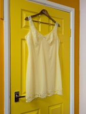 Vintage 1960s/1970s Kayser