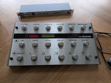 TC ELECTRONIC G-SYSTEM MULTI EFFECTS  PEDALBOARD