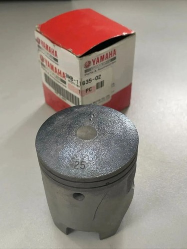 Yamaha dt125r dt125x pistons - dt125x,