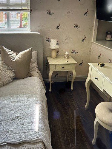 Laura ashley rosalind french - ashley,