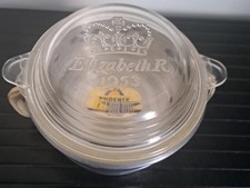 Phoenix Pyrex Queen Elizabeth  Coronation Casserole in Metal Holder. 