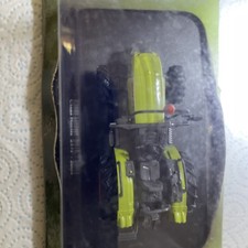 Class Nectis 257F - 2004 model tractor