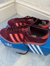 Adidas Amsterdam size 7