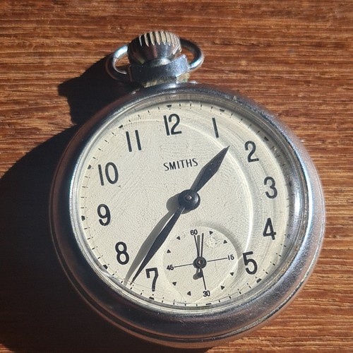 Vintage metal gents smiths - vintage,