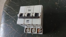 MEM MCB M9 20 Amp Type  Triple