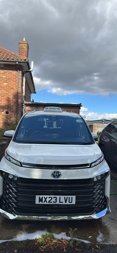 Toyota voxy hybrid - toyota,