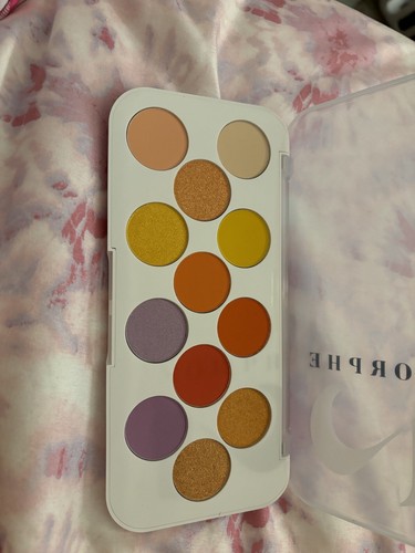 Make morphe - make,