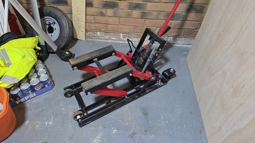 Hydraulic motorcycle lift - hydraulic,