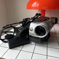 Canon UC8000 Hi 8 Video